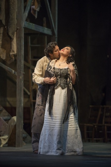 Jorge de Leon and Hui He in Puccini's "Tosca" at Lyric Opera. Photo: Michael Brosilow.