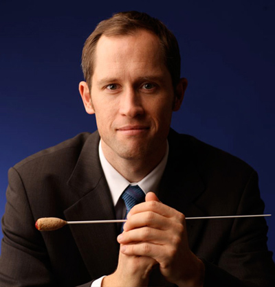 Alastair Willis conducted the Illinois Philharmonic Orchestra Saturday night in New Lenox.