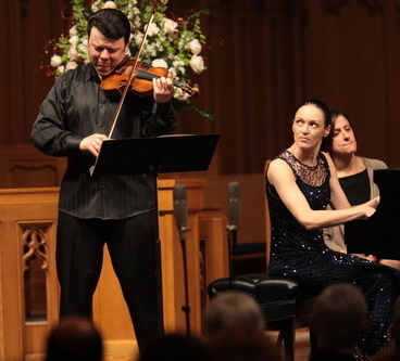 Vadim Gluzman and Angela Yoffe performed Schumann's duo version of the Bach Chaconne Friday night at the North Shore Chamber Music Festival in Northbrook.