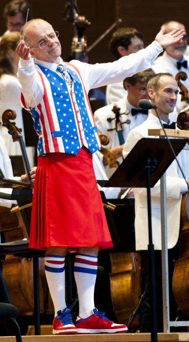 Christopher Bell leads a previous July 4 concert. File photo: Norman Timonera