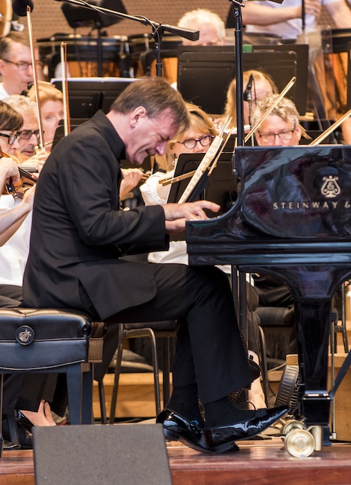 Stephen Hough performed Brahms' Piano Concerto No. 1 with Carlos Kalmar and the Grant Park Orchestra Wednesday night at the Pritzker Pavilion. Photo: Norman Timonera