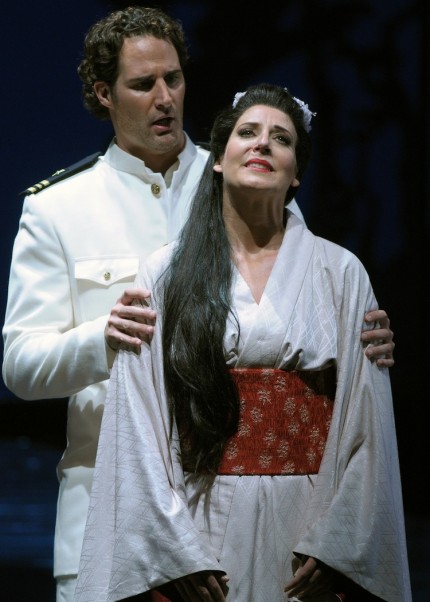Amanda Echalaz and James Valenti in the Lyric Opera production of Puccini's "Madama Butterfly." Photo: Dan Rest