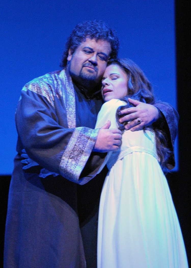 Johan Botha and Ana Maria Martinez star in Lyric Opera's "Otello," which opened the company's season Saturday night. Photo: Dan Rest