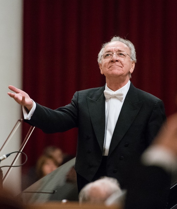 Yuri Temirkanov conducted the St. Petersburg Philharmonic Sunday night at Symphony Center. Photo: Stas Levshin