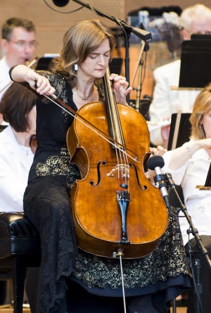 Tanja Tetzlaff performed Lalo's Cello Concerto with the Grant Park Orchestra Friday night. Photo: Norman Timonera