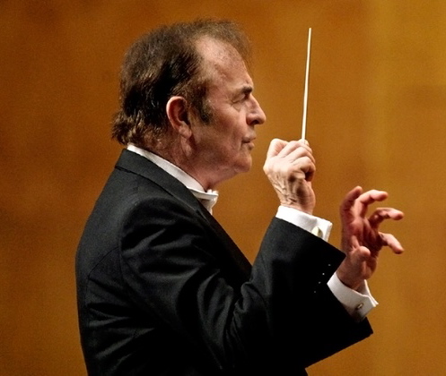 Charles Dutoit led the Chicago Symphony Orchestra in an all-Stravinsky program Thursday night.