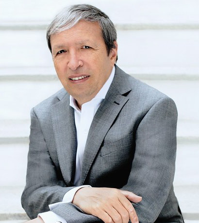 Murray Perahia performed a recital Sunday afternoon at Symphony Center.