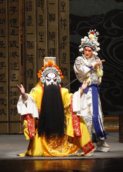 Fu Xiru (right) and Chen Yu in "The Revenge of Prince Zi Dan," performed by the Shanghai JingJu Theatre Company Wednesday night at the Harris Theater.